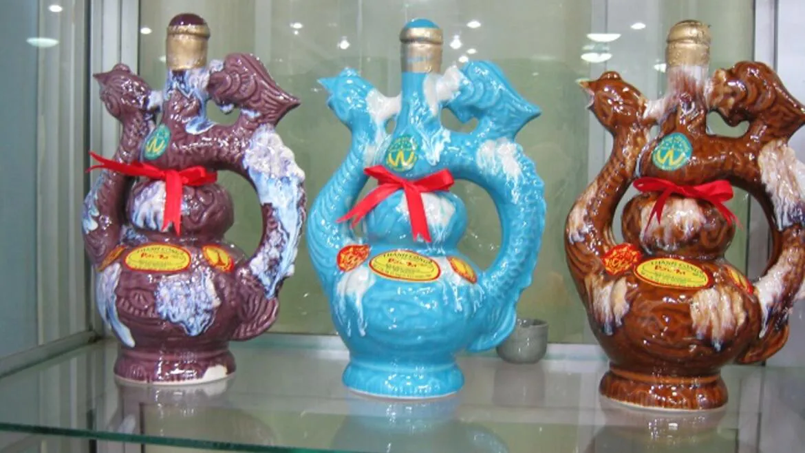 RƯỢU BẦU ĐÁ GỐC BÌNH ĐỊNH